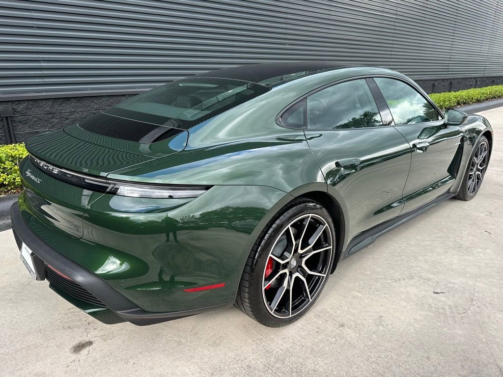 Used 2025 Porsche Taycan 4S image 9