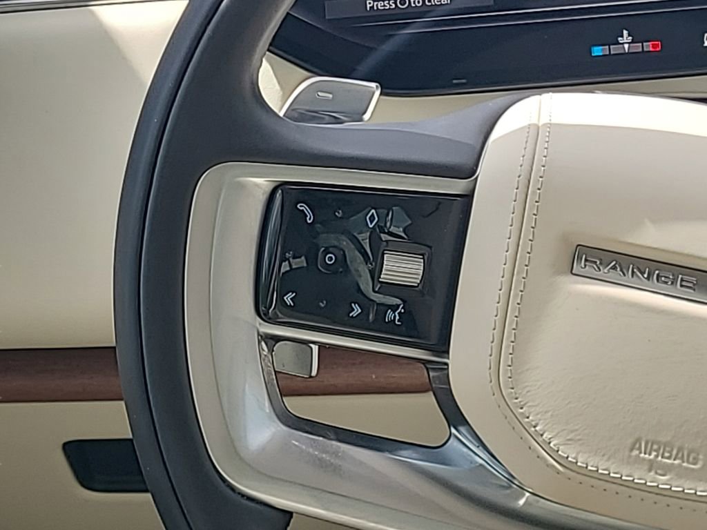 Used 2023 Land Rover Range Rover Long Wheelbase SE image 27