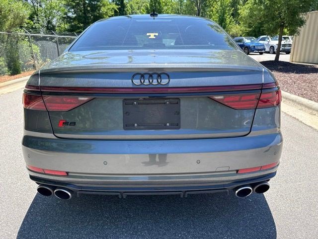 Used 2025 Audi S8 AWD/4WD image 13