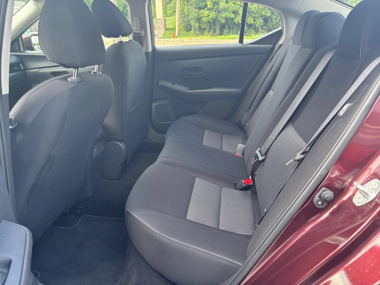 Used 2025 Nissan Sentra SV FWD image 19