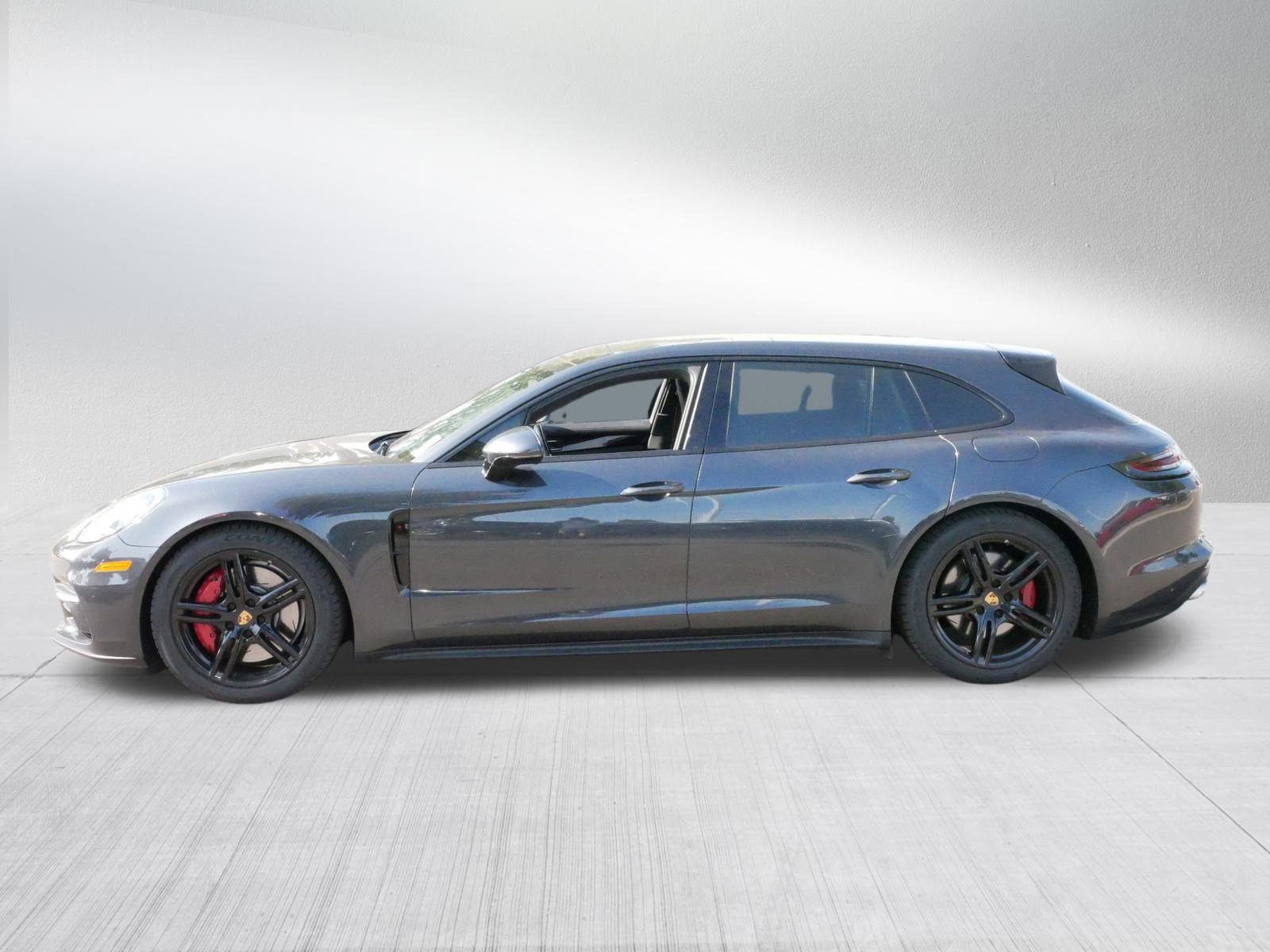 Used 2018 Porsche Panamera 4 image 4