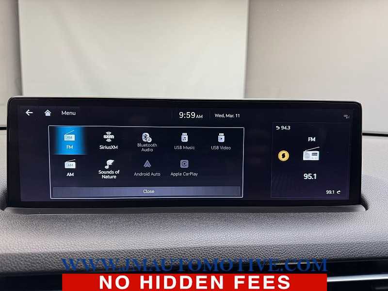 Used 2023 Genesis GV70 2.5T w/ Select Package image 29