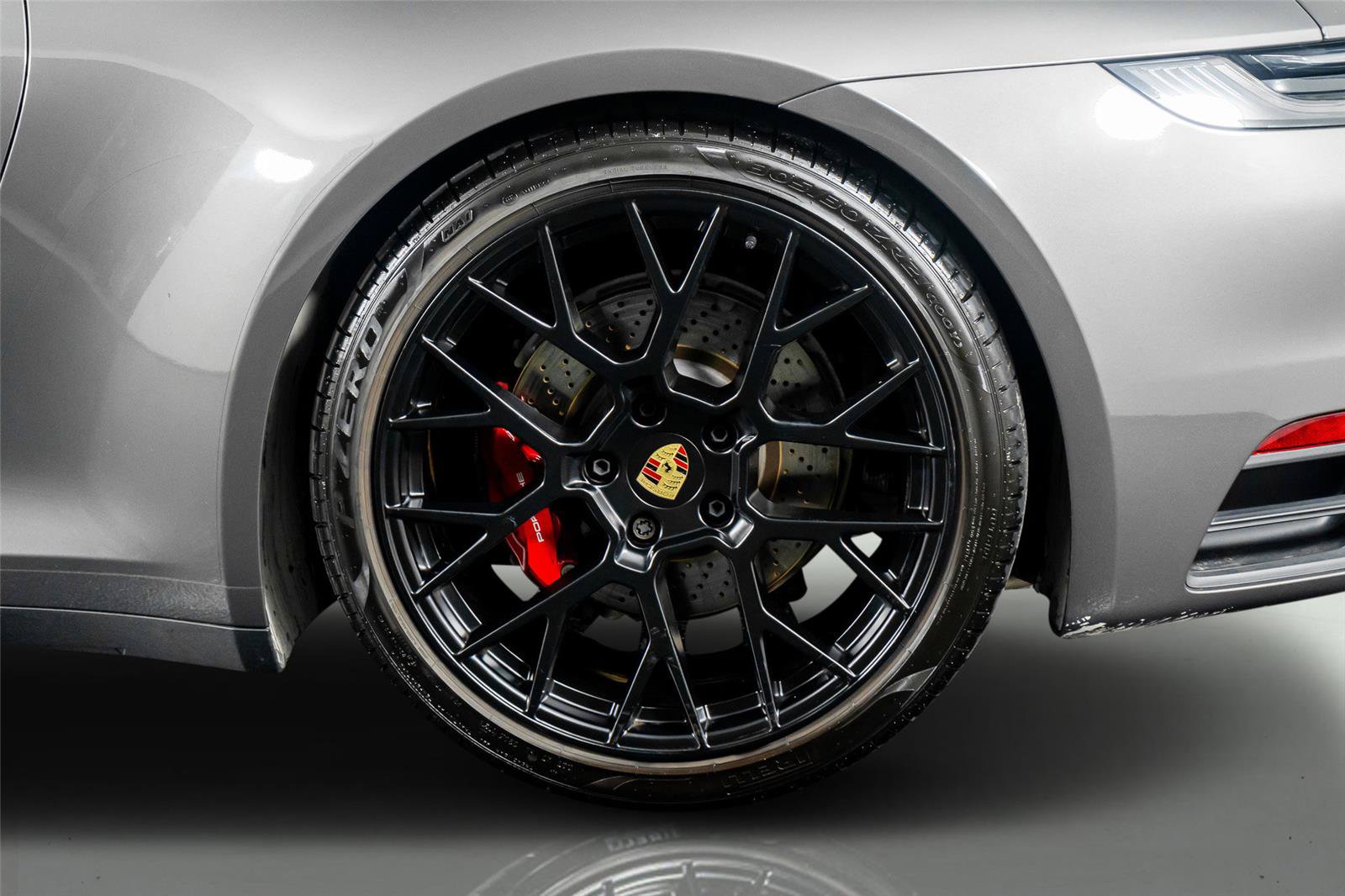 Used 2023 Porsche 911 Carrera 4S AWD/4WD image 18