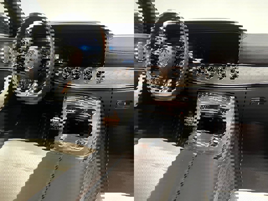 Certified 2022 Mercedes-Benz E 450 4MATIC Coupe image 25