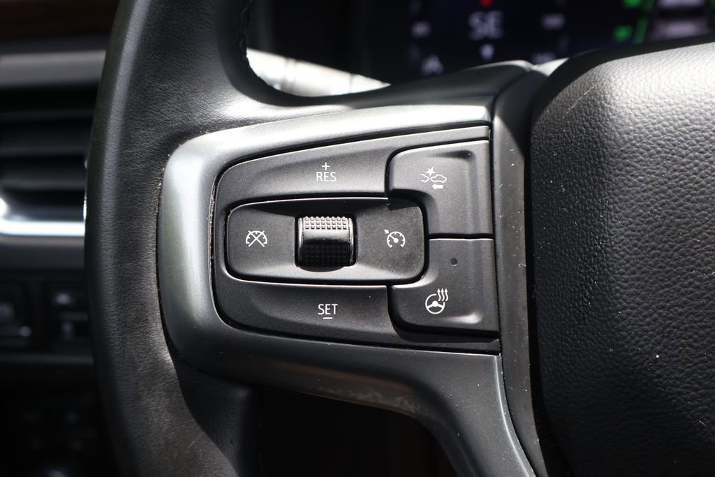 Certified 2024 Chevrolet Suburban Premier AWD/4WD image 32