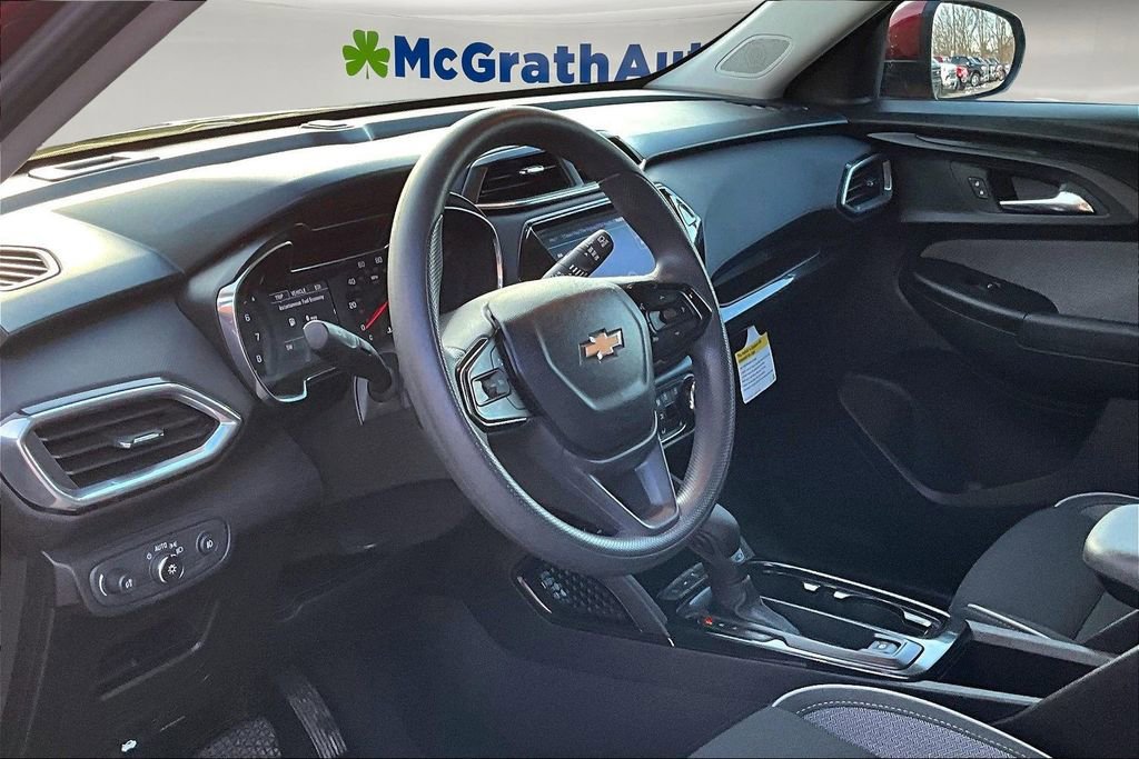 Used 2022 Chevrolet TrailBlazer LT w/ Convenience Package image 15