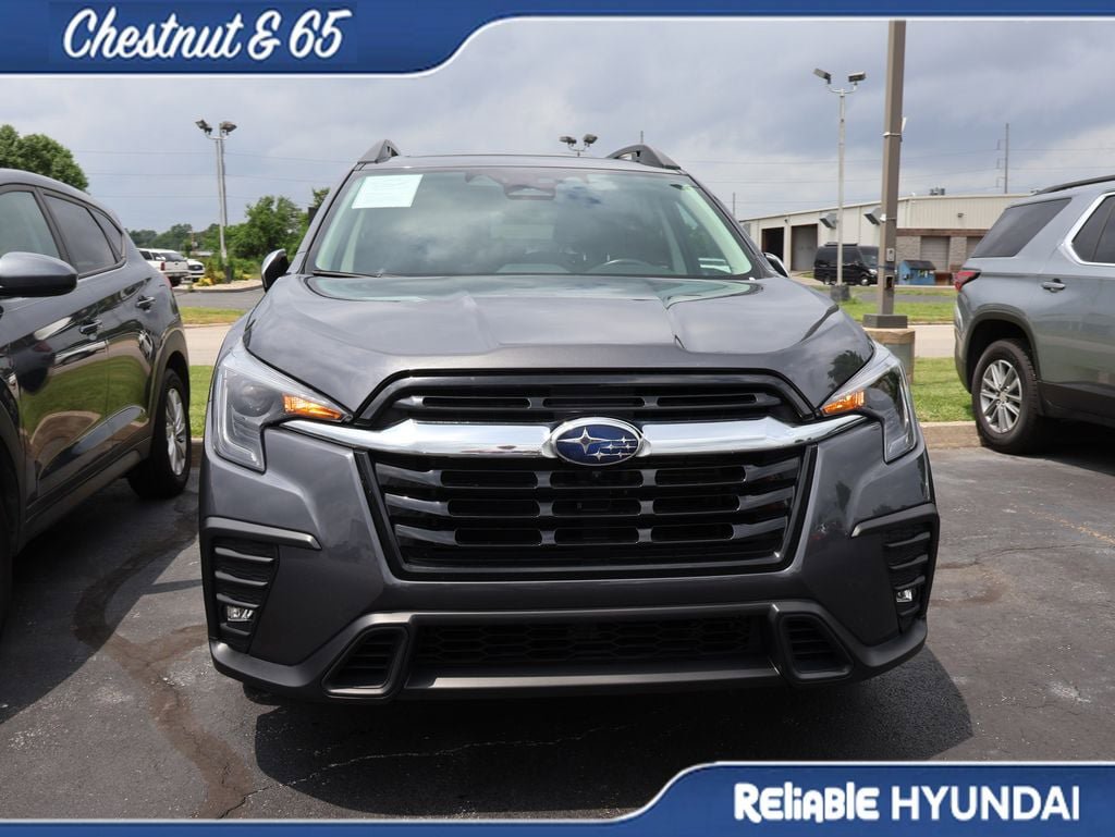 Used 2023 Subaru Ascent Limited w/ Technology Package AWD/4WD image 7