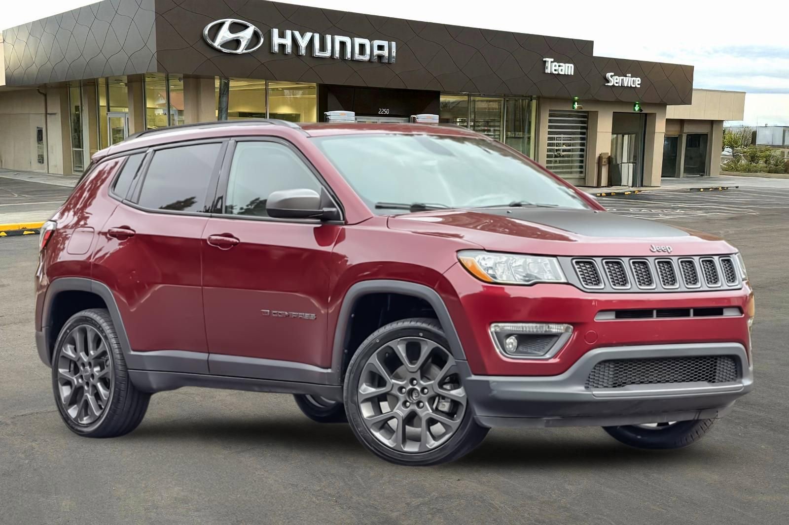 Used 2021 Jeep Compass 80th Special Edition w/ Sun and Sound Group image 2