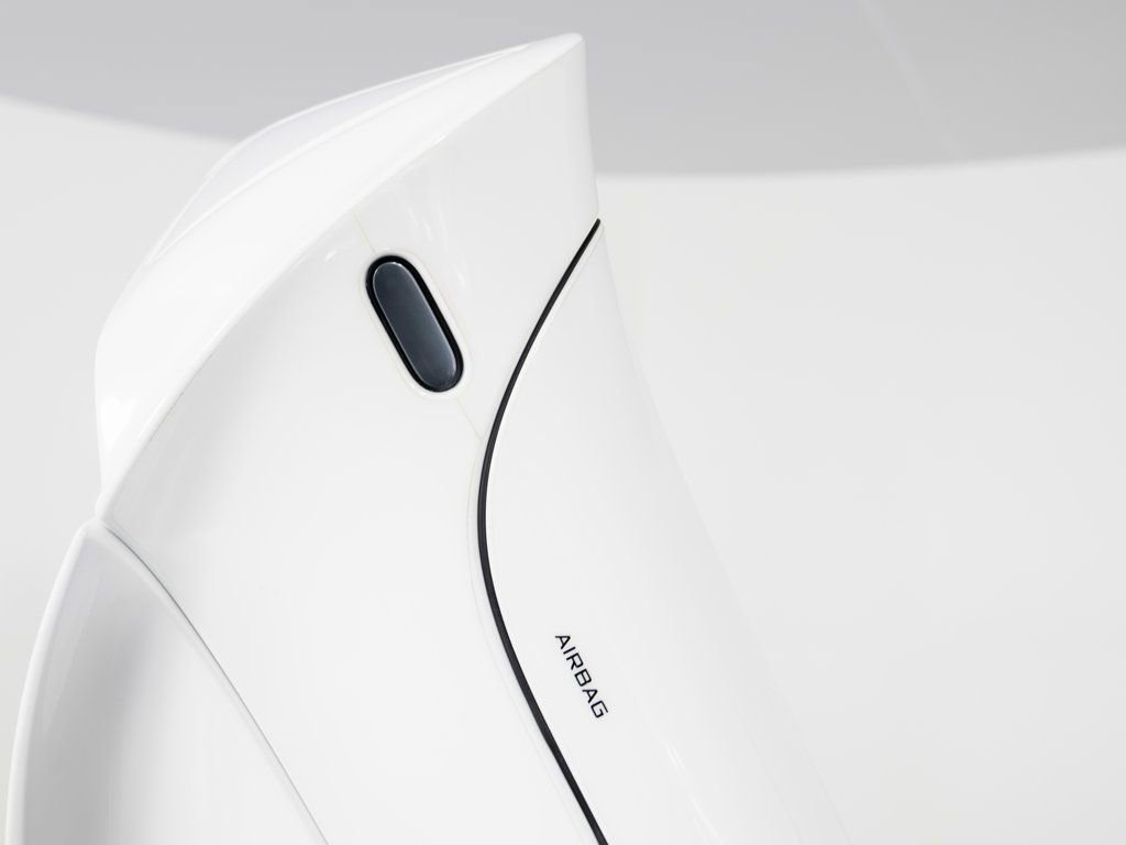 Used 2021 McLaren Elva image 12