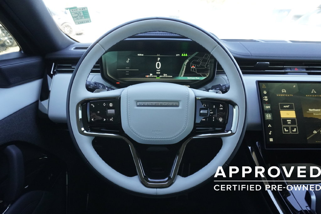 Used 2025 Land Rover Range Rover Sport Dynamic SE AWD/4WD image 10