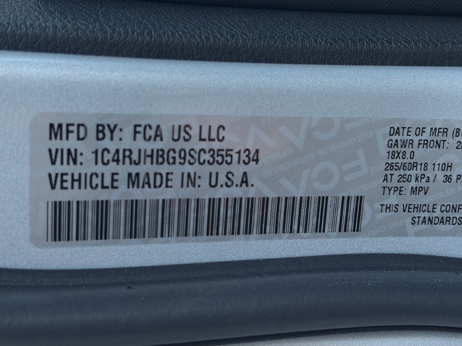 New 2025 Jeep Grand Cherokee Limited w/ Luxury Tech Group II image 36