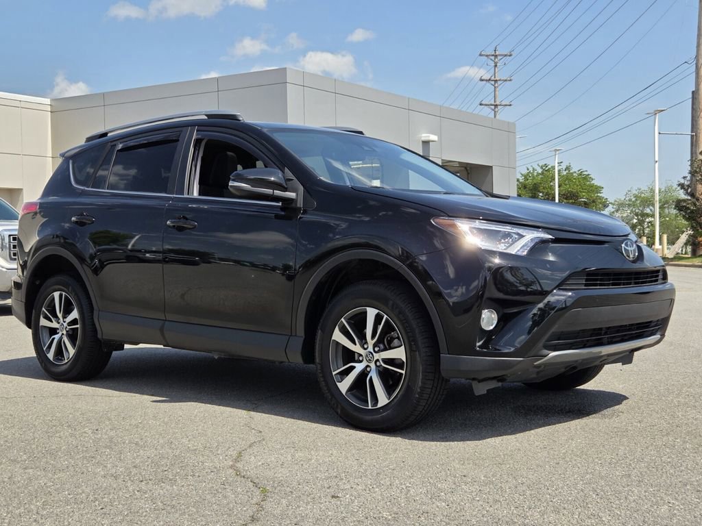 Used 2018 Toyota RAV4 XLE w/ Plus Extra Value Package image 7