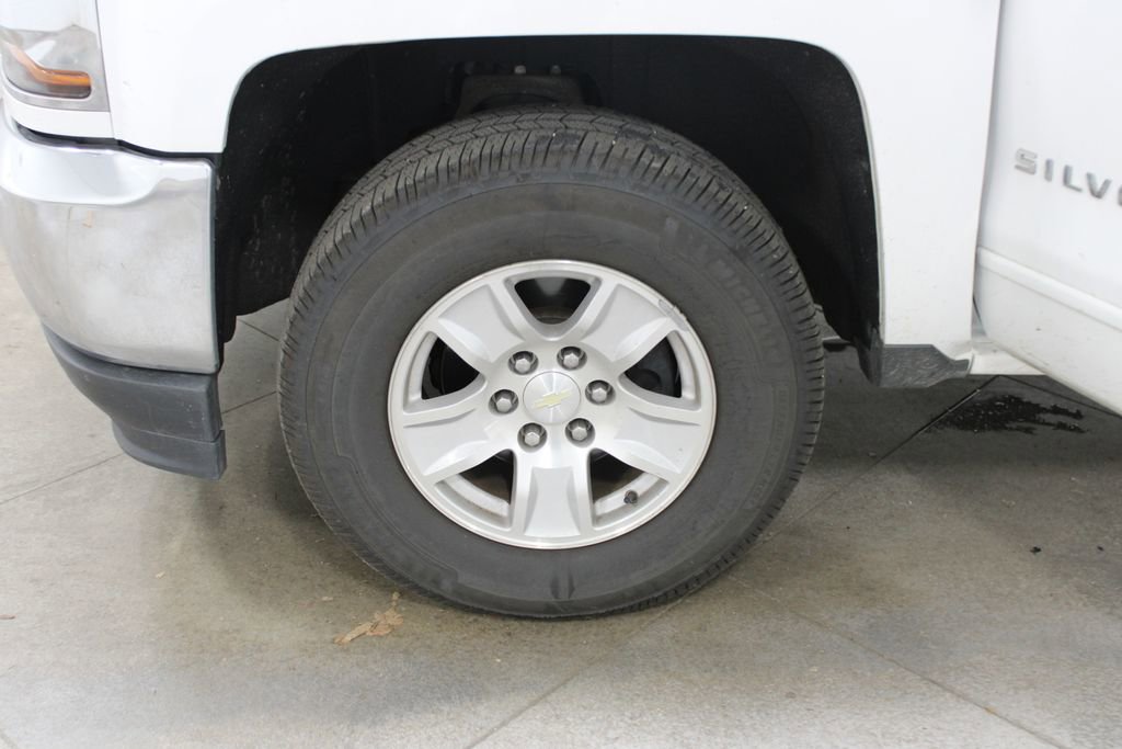 Used 2016 Chevrolet Silverado 1500 LT AWD/4WD image 34