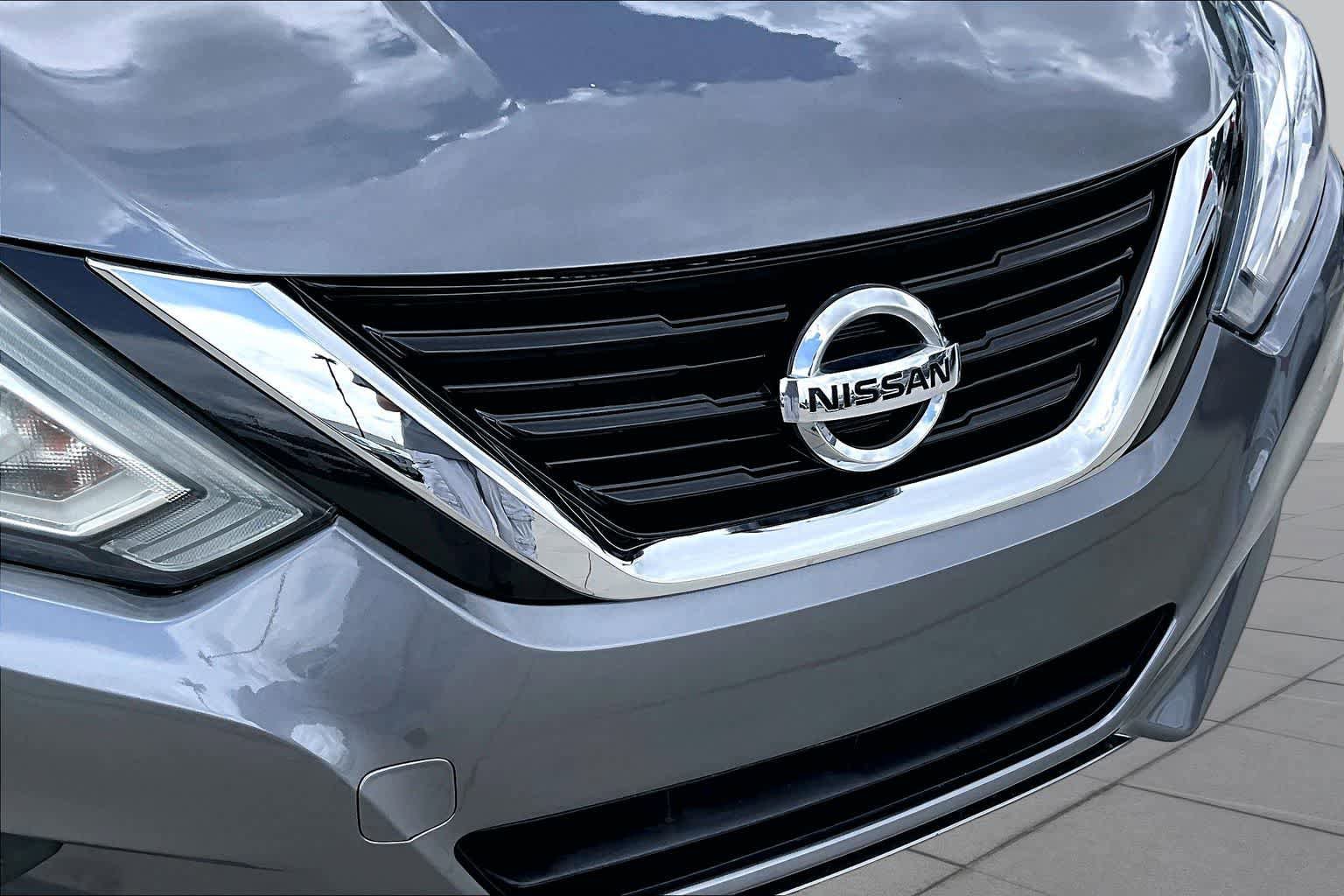 Used 2018 Nissan Altima 2.5 SL FWD image 28