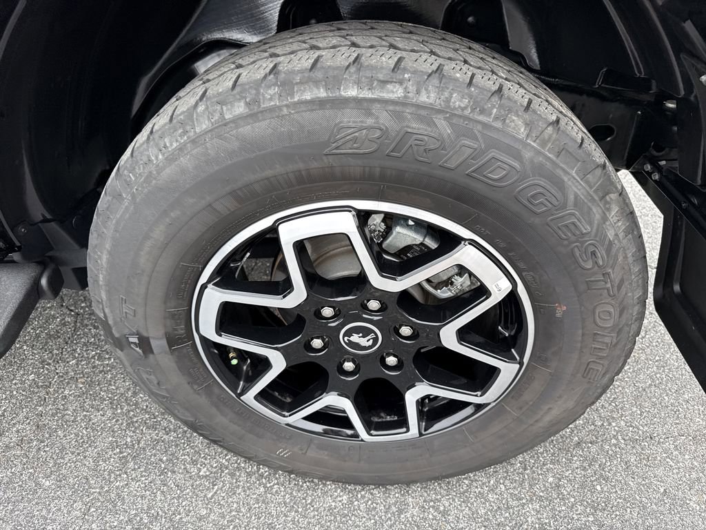 Used 2024 Ford Bronco Outer Banks AWD/4WD image 19