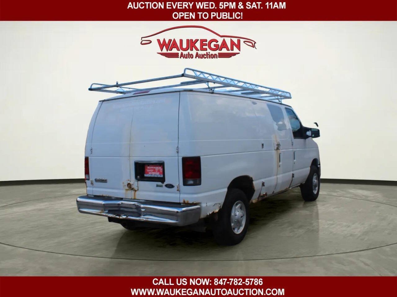 Used 2009 Ford E-250 and Econoline 250 RWD image 3