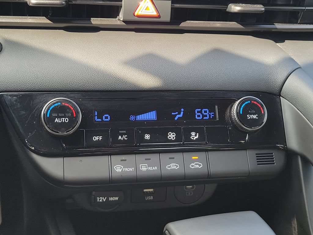 New 2026 Hyundai Elantra Sport FWD image 16