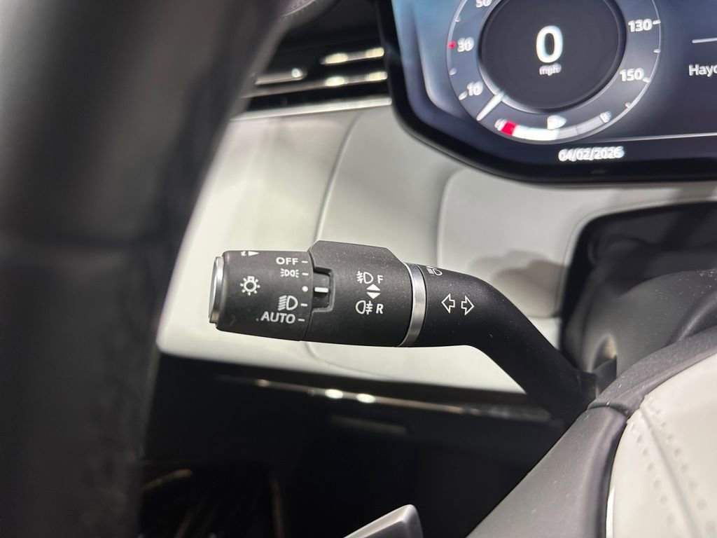 Used 2023 Land Rover Range Rover Sport SE image 21