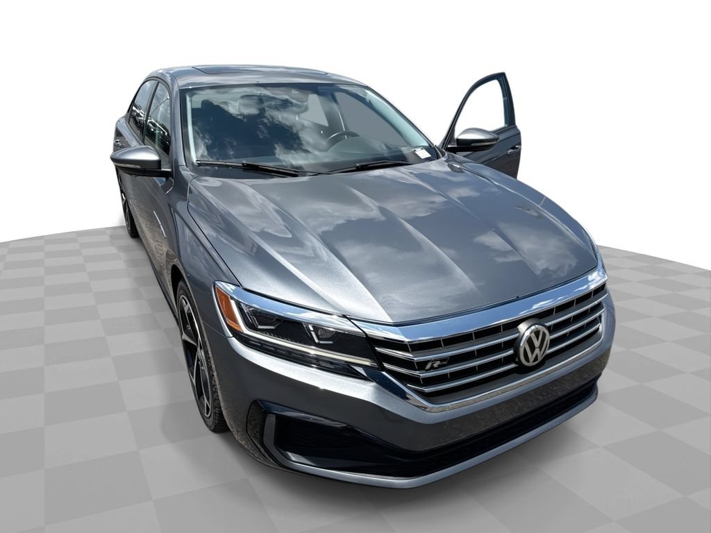Used 2020 Volkswagen Passat 2.0T R-Line FWD video 1