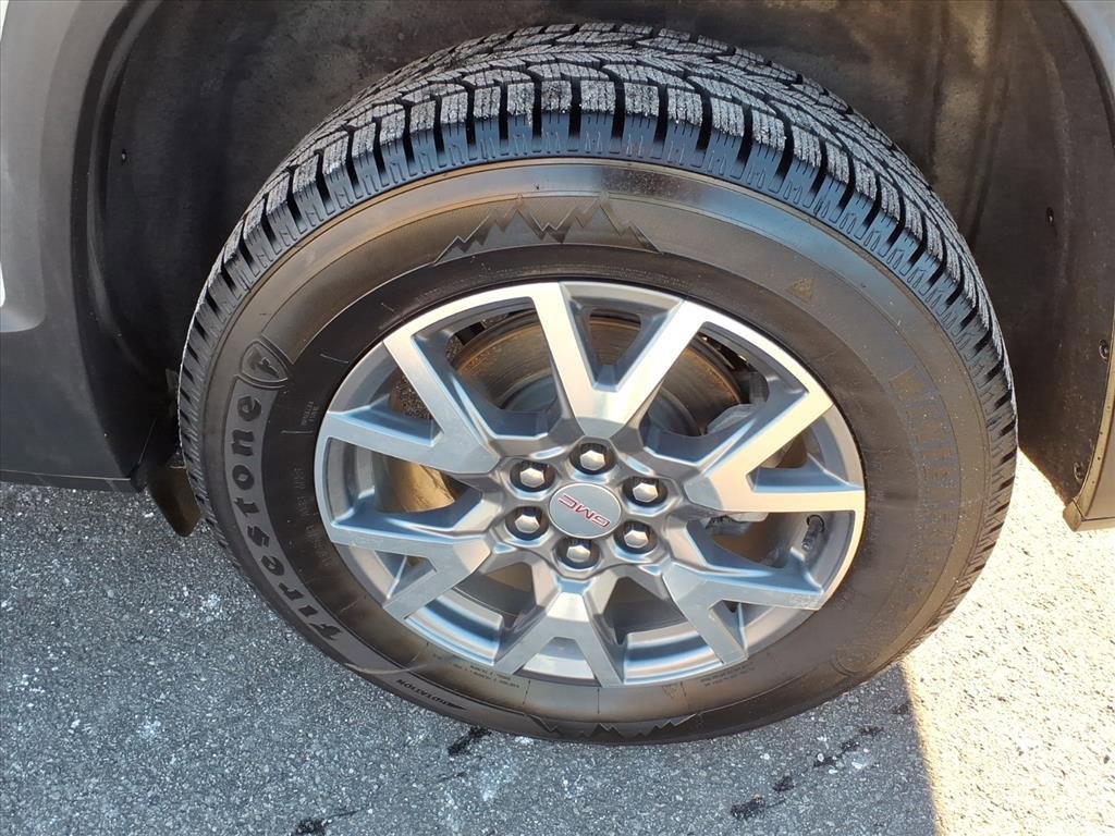 Used 2023 GMC Acadia SLT image 9