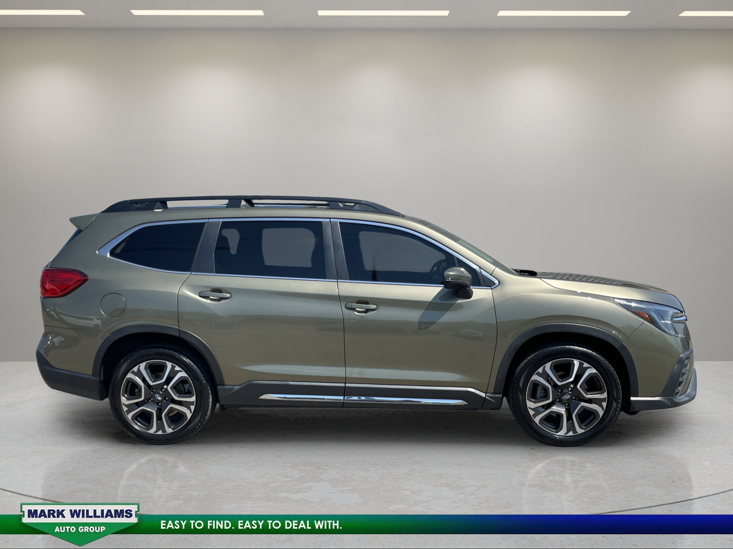 Used 2023 Subaru Ascent Limited AWD/4WD image 3