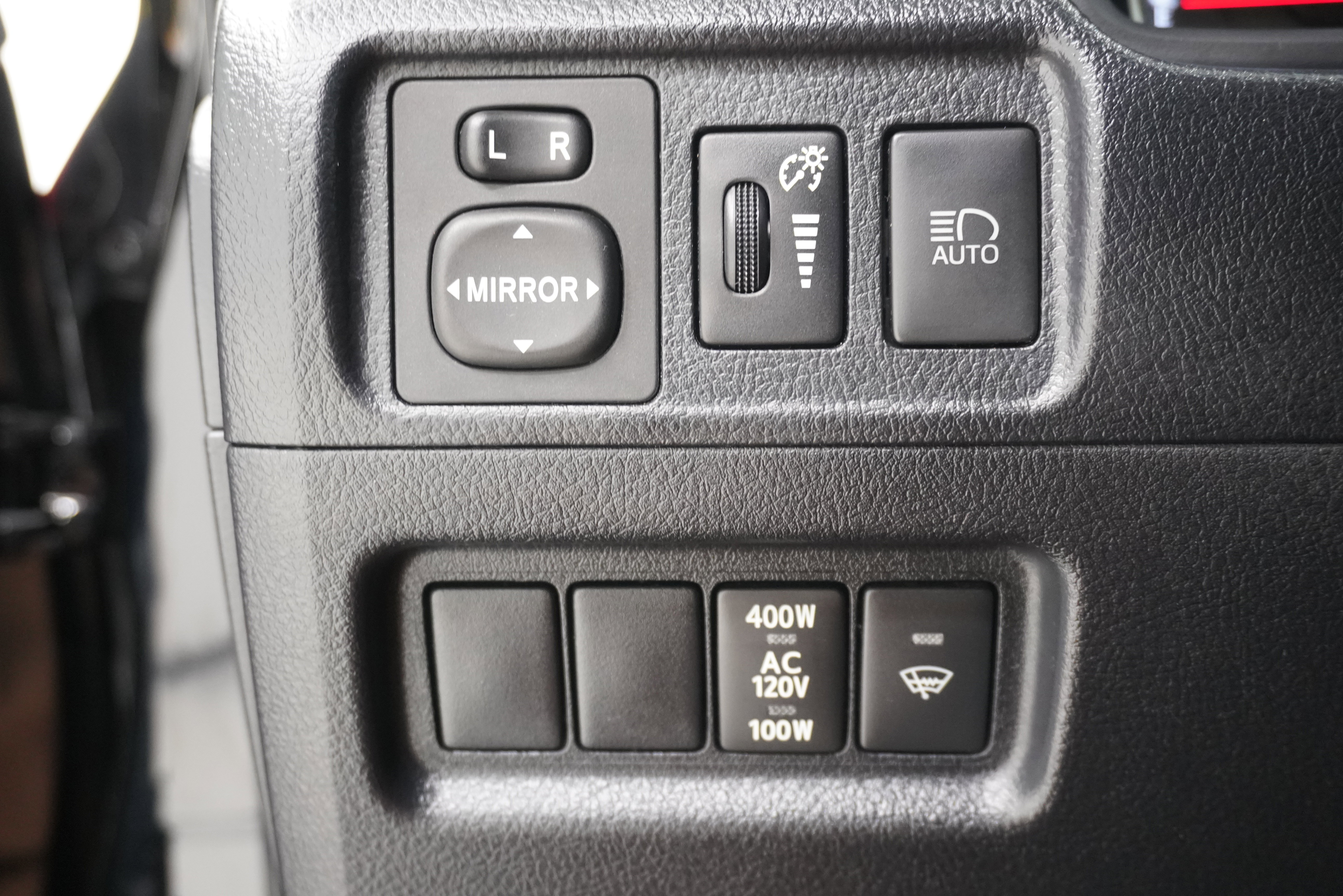 Used 2023 Toyota 4Runner 40th Anniversary SE AWD/4WD image 27