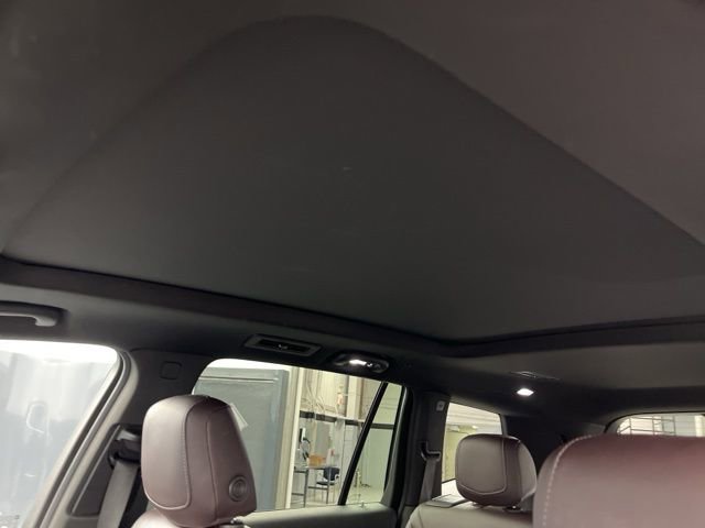 Used 2022 Cadillac XT6 Premium Luxury w/ Technology Package image 11