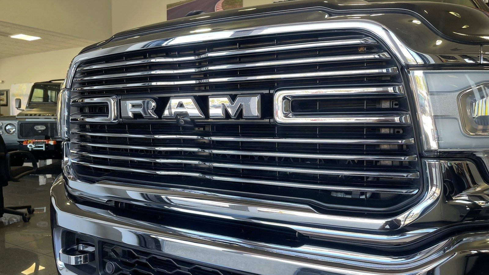 Used 2021 RAM 3500 Laramie image 10