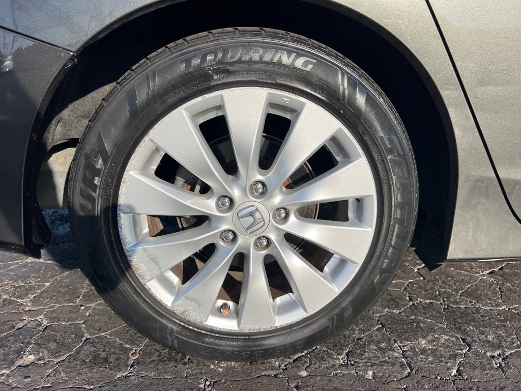 Used 2013 Honda Accord EX-L image 40