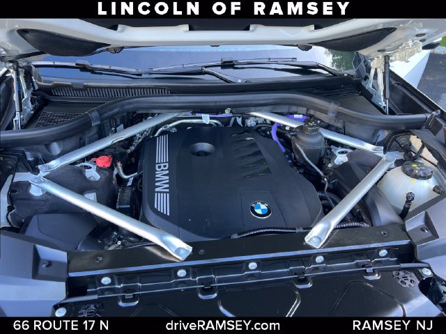 Used 2025 BMW X7 xDrive40i w/ M Sport Package AWD/4WD image 27