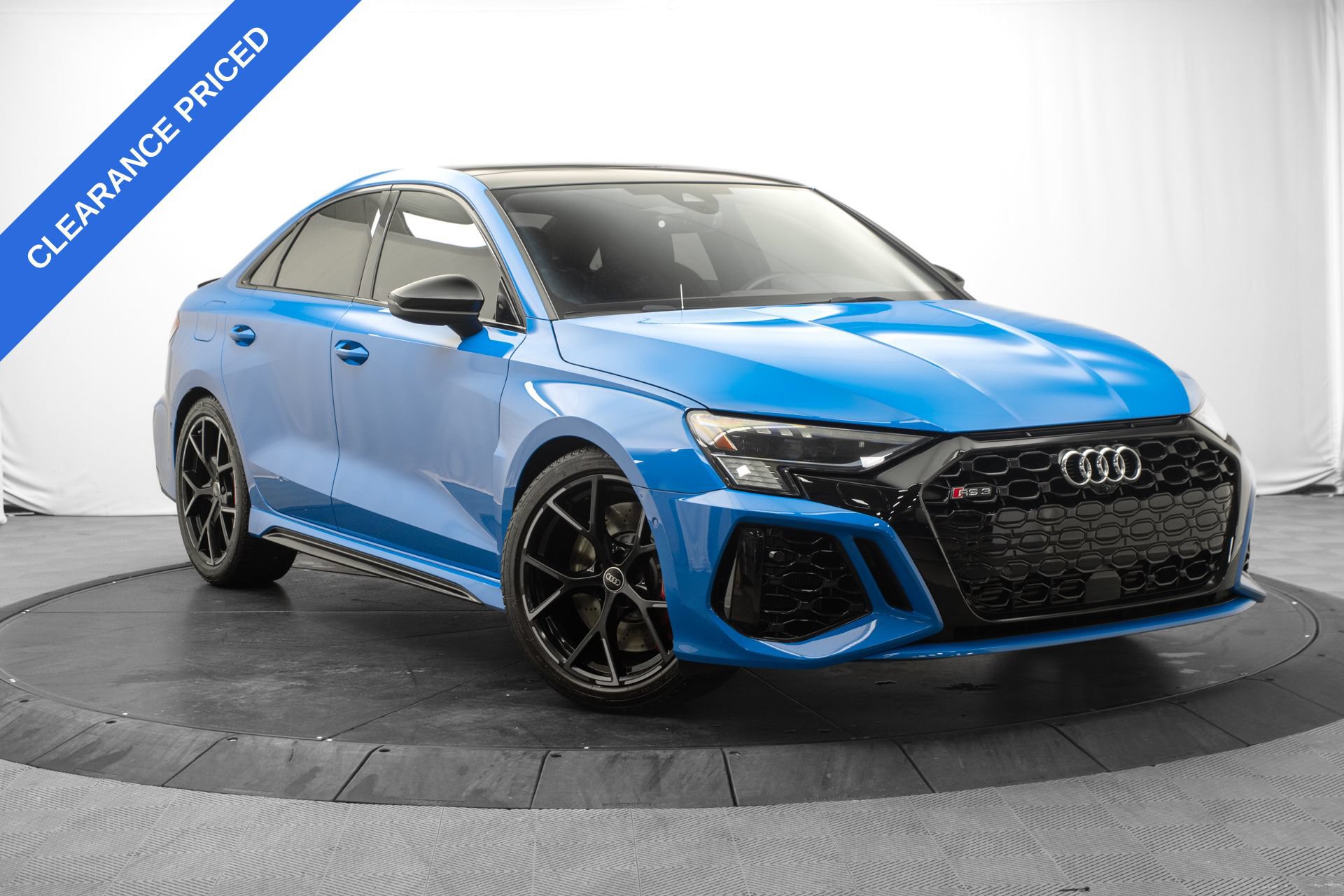 Used 2022 Audi RS 3 AWD/4WD image 1