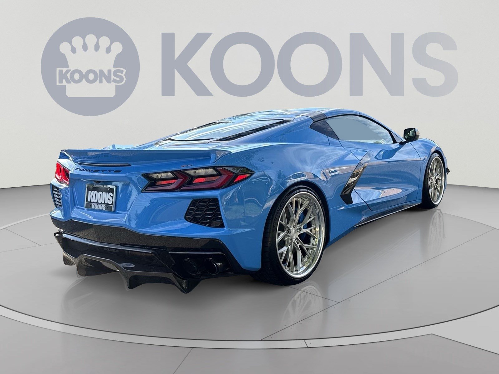 Used 2023 Chevrolet Corvette Stingray Coupe w/ Z51 Performance Package RWD image 7