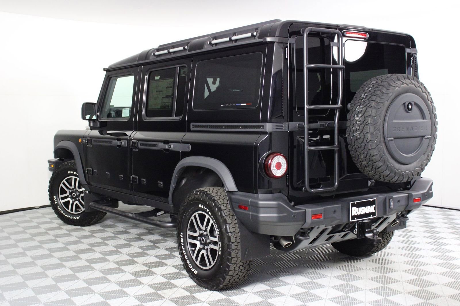 New 2025 INEOS Grenadier image 3