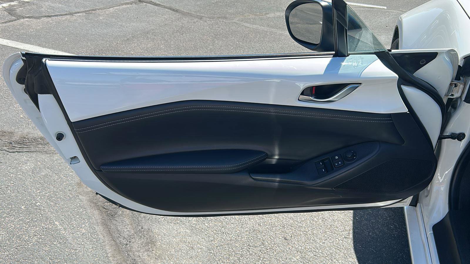 Used 2021 MAZDA MX-5 Miata RF Club image 7