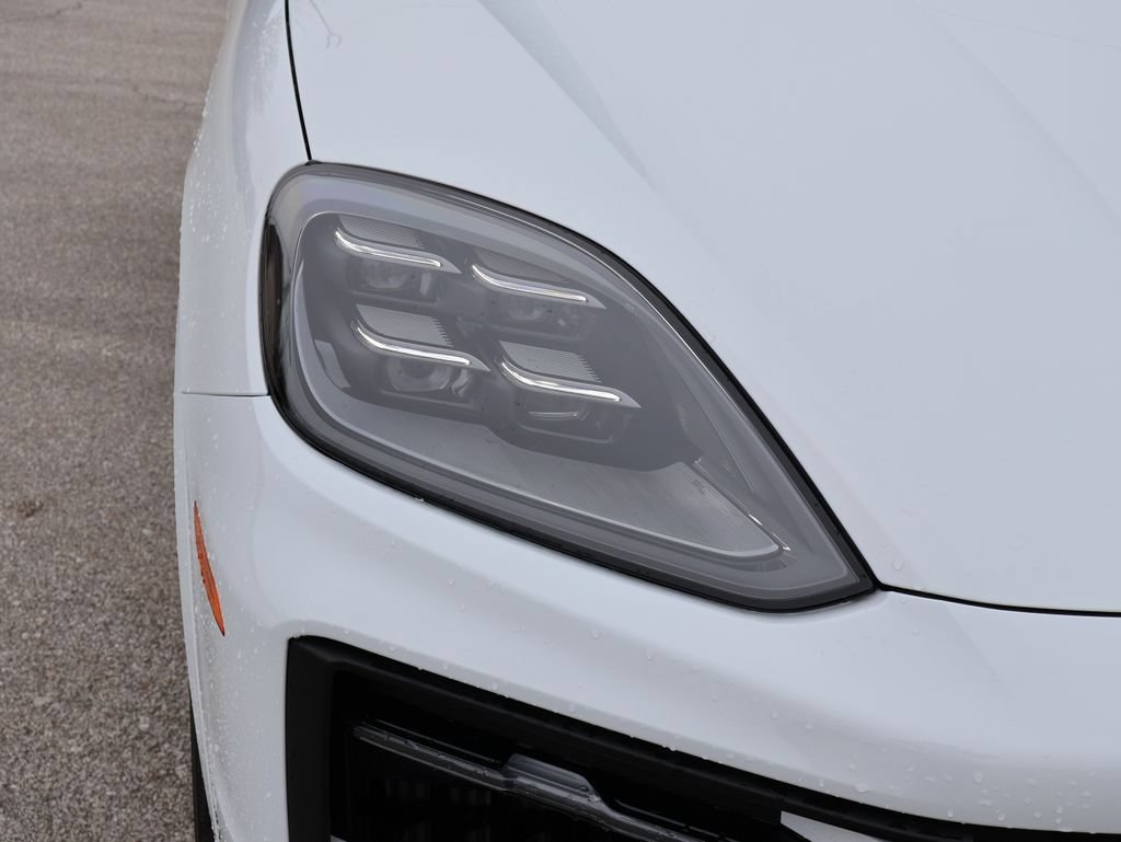 New 2026 Porsche Cayenne E-Hybrid Coupe AWD/4WD image 14