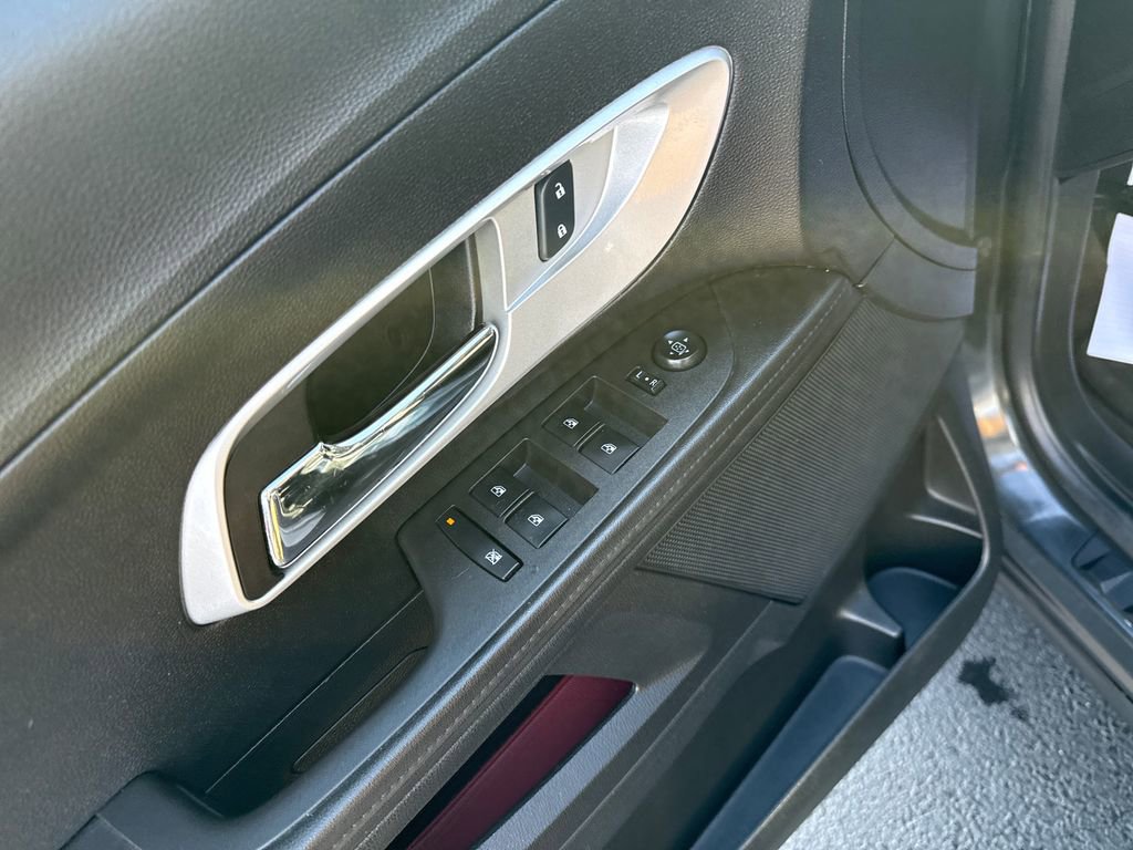 Used 2014 Chevrolet Equinox LS image 14