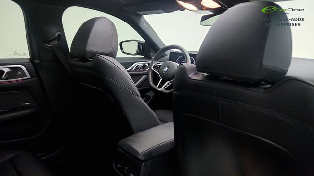 Used 2025 BMW 430i xDrive w/ M Sport Package AWD/4WD image 34