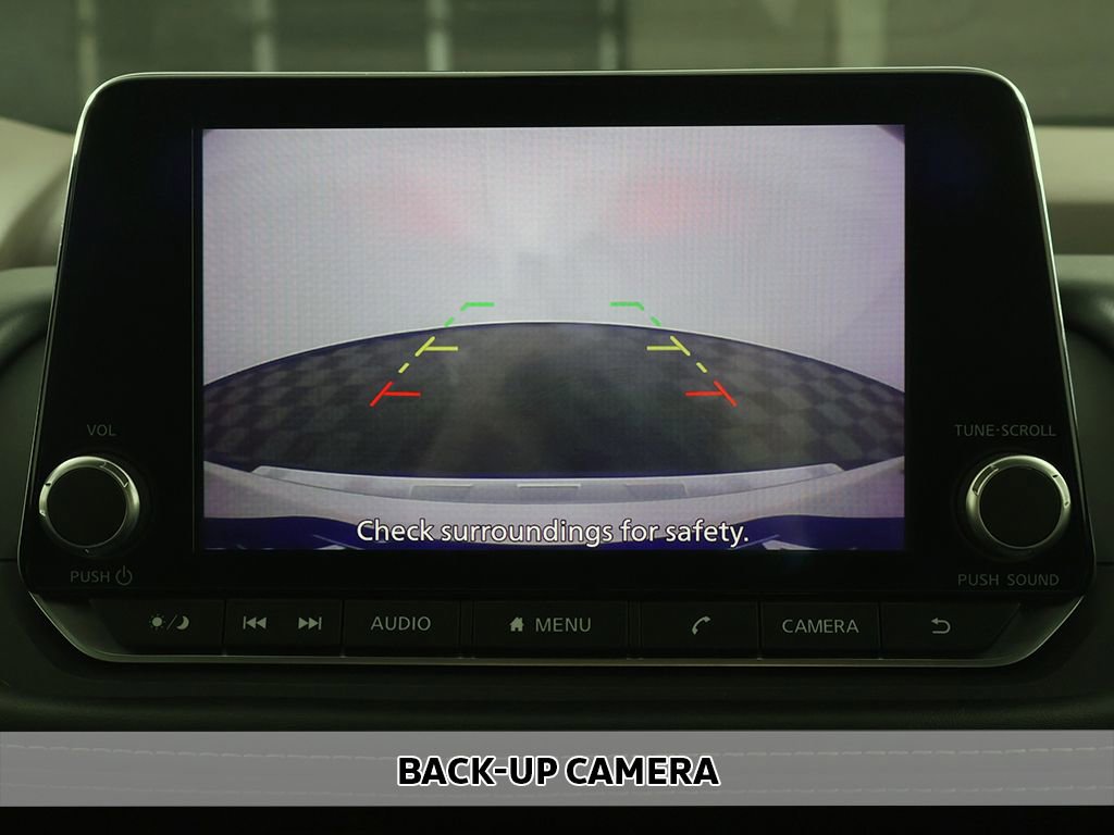 Used 2022 Nissan Rogue SV image 5