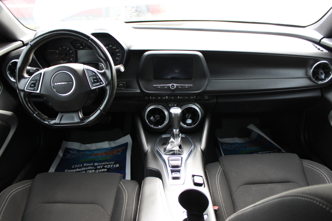 Used 2021 Chevrolet Camaro LT image 39