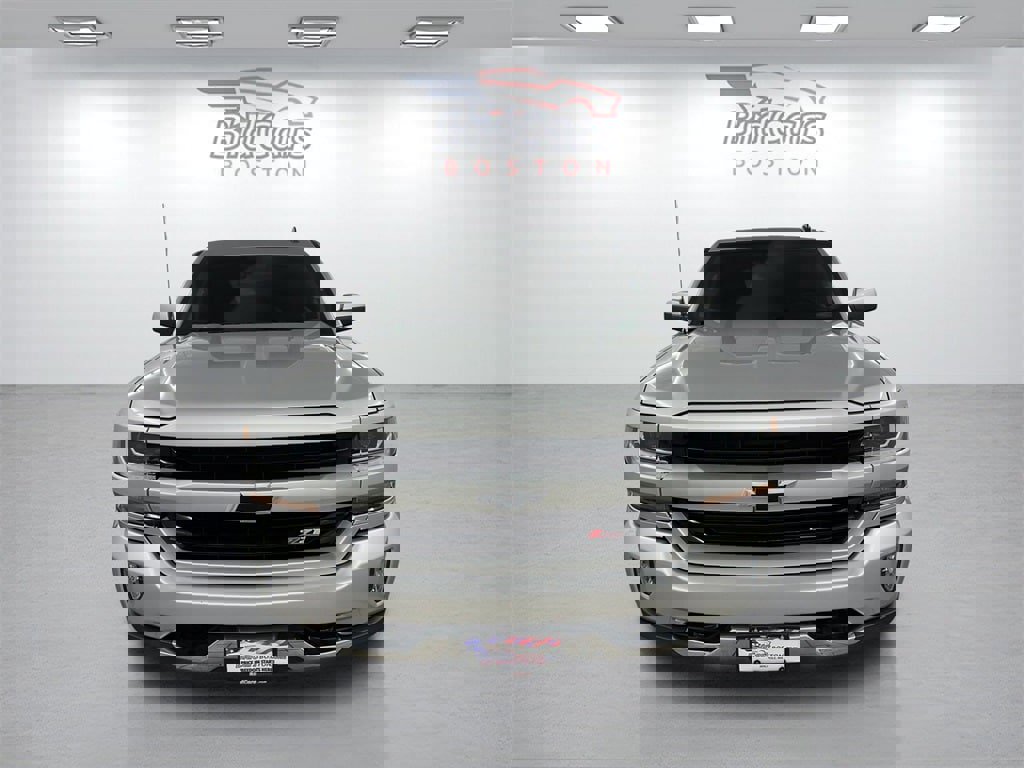 Used 2018 Chevrolet Silverado 1500 LT w/ All Star Edition image 2
