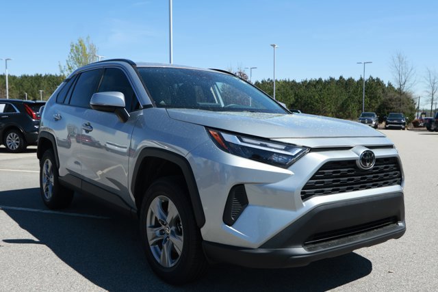 Used 2023 Toyota RAV4 XLE image 3