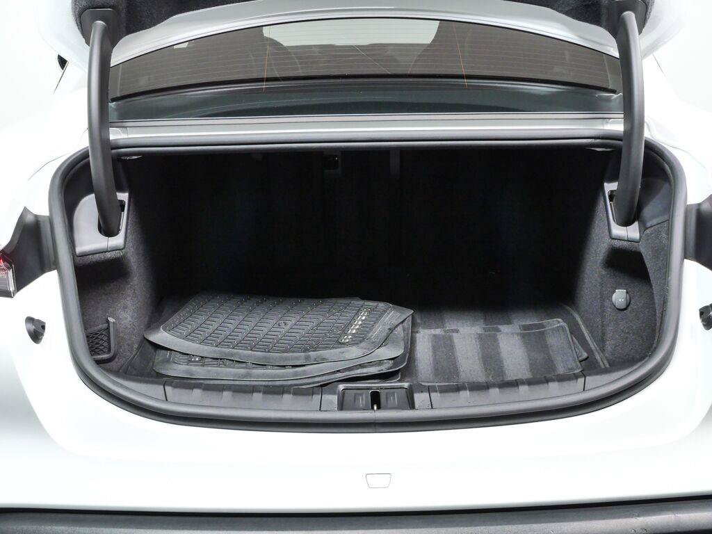 Certified 2023 Porsche Taycan RWD image 30