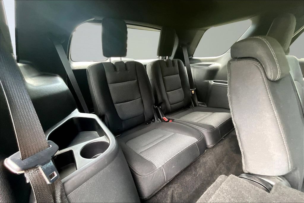 Used 2017 Ford Explorer XLT AWD/4WD image 27