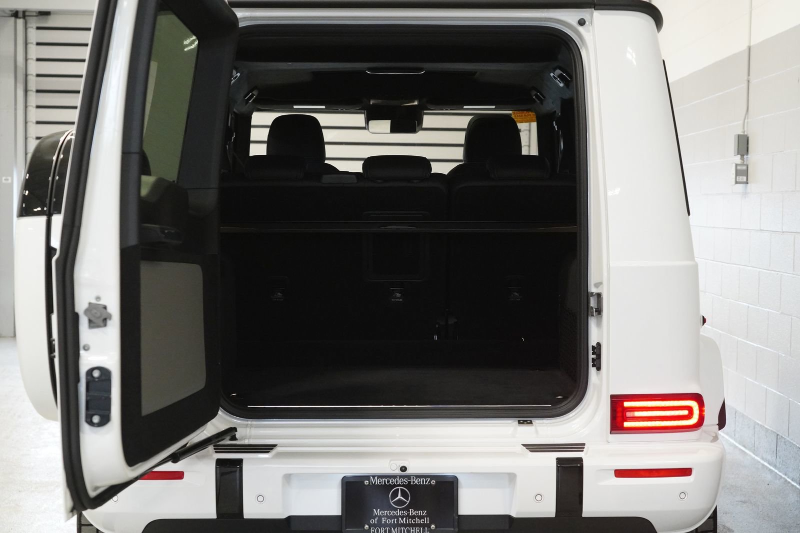 Used 2025 Mercedes-Benz G 580 w/ EQ Technology image 33