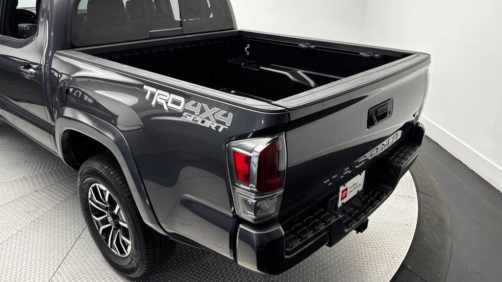 Used 2023 Toyota Tacoma TRD Sport AWD/4WD image 12