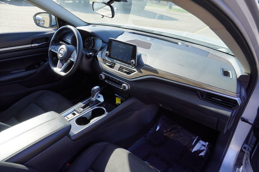 Used 2023 Nissan Altima 2.5 SV image 30