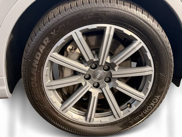 Used 2019 Audi Q7 3.0T Prestige w/ Prestige Package AWD/4WD image 5