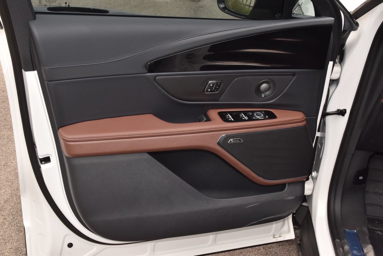 New 2026 Lincoln Nautilus Reserve w/ Jet Appearance Package AWD/4WD image 41