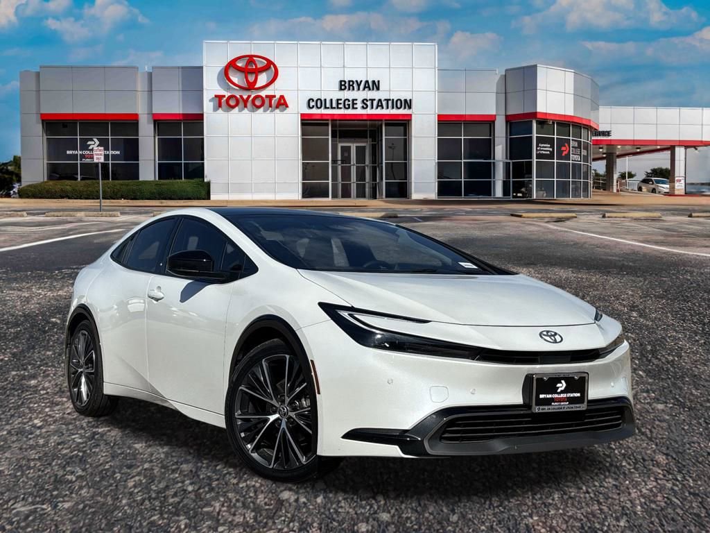 Used 2024 Toyota Prius LE
