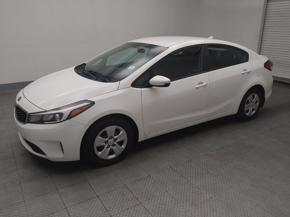 Used 2018 Kia Forte LX FWD image 2